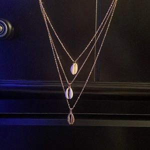 Good layered necklace with puka shells